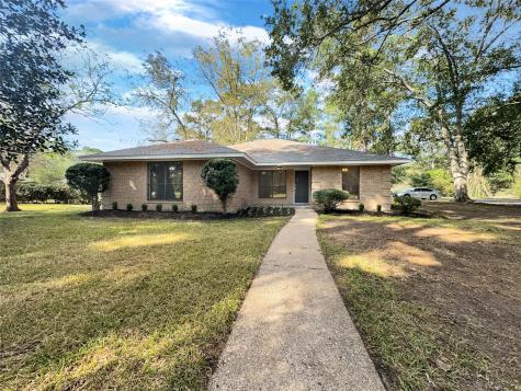 28 Skylark Street Dayton TX 77535