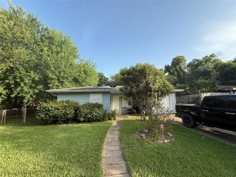 2921 Tarpey Avenue Texas City TX 77590