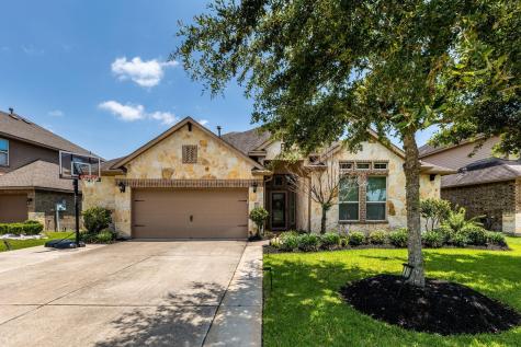 670 Cumberland Ridge Lane League City TX 77573