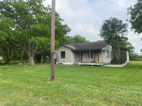 3003 2nd Avenue N Texas City TX 77590