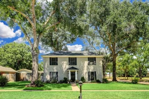 327 Applewhite Drive Katy TX 77450