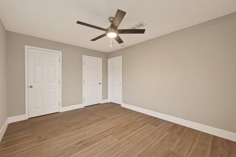 5833 Southlea Street Houston TX 77033