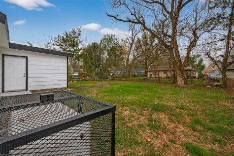 5833 Southlea Street Houston TX 77033