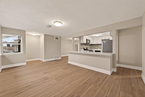 5833 Southlea Street Houston TX 77033