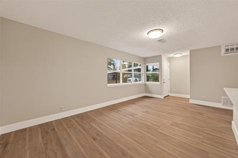 5833 Southlea Street Houston TX 77033