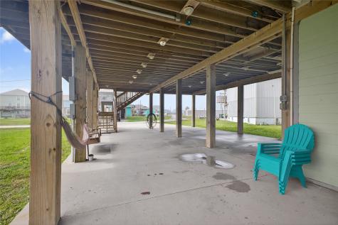 994 Nassau Drive Crystal Beach TX 77650