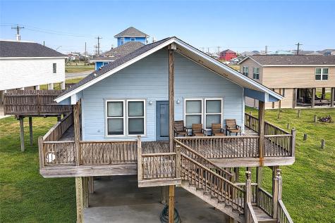 994 Nassau Drive Crystal Beach TX 77650