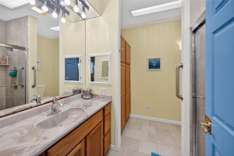 994 Nassau Drive Crystal Beach TX 77650