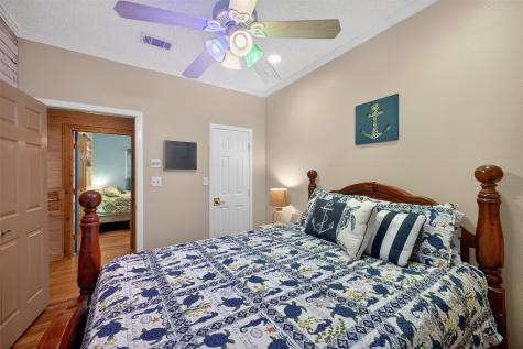 994 Nassau Drive Crystal Beach TX 77650