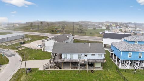 994 Nassau Drive Crystal Beach TX 77650