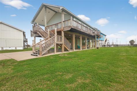 994 Nassau Drive Crystal Beach TX 77650