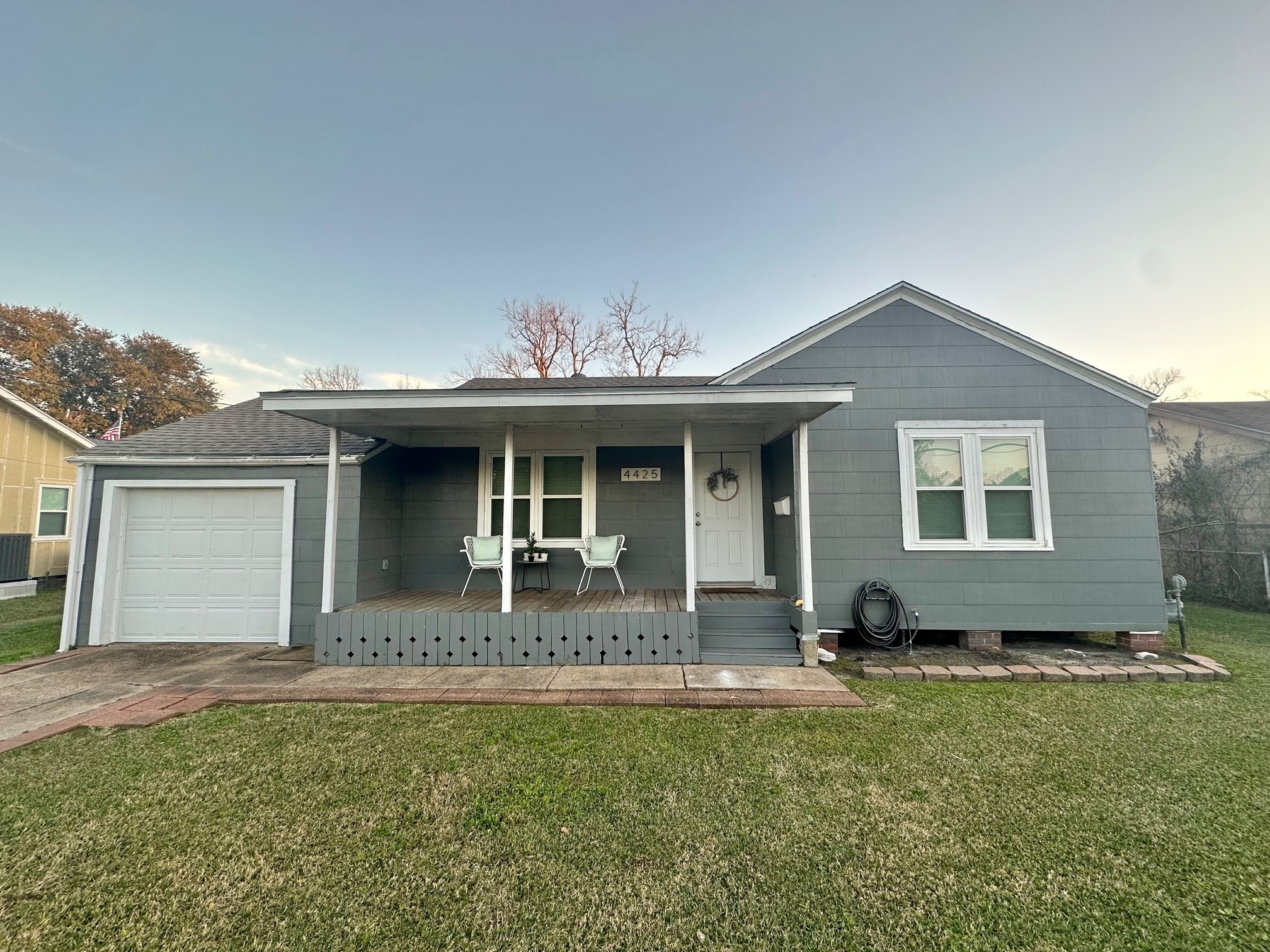 4425 Wilson Avenue Groves TX 77619