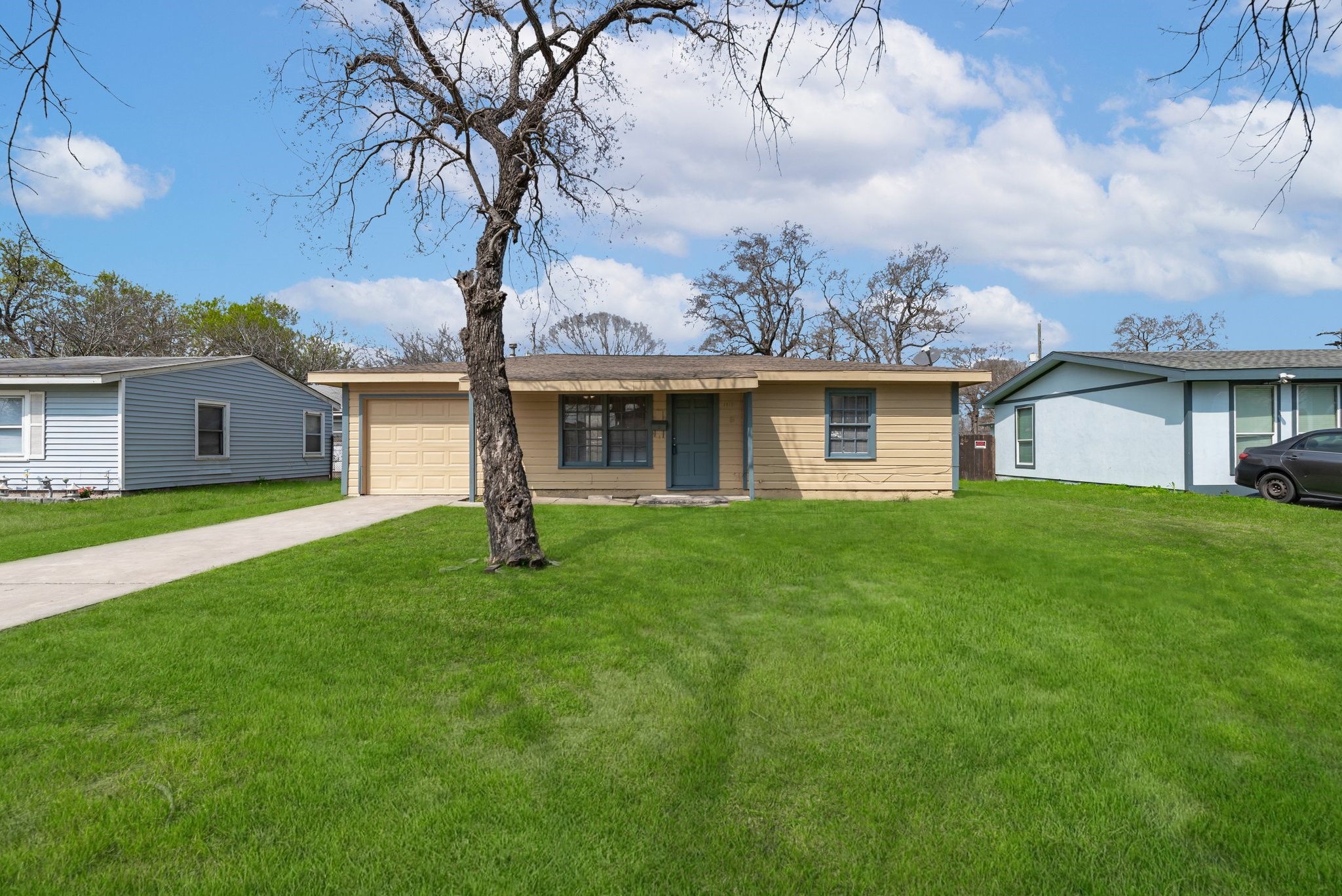 1910 1st Avenue N Texas City TX 77590
