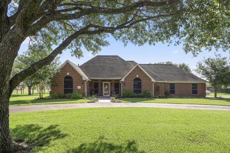 1911 Rodeo Drive East Bernard TX 77435
