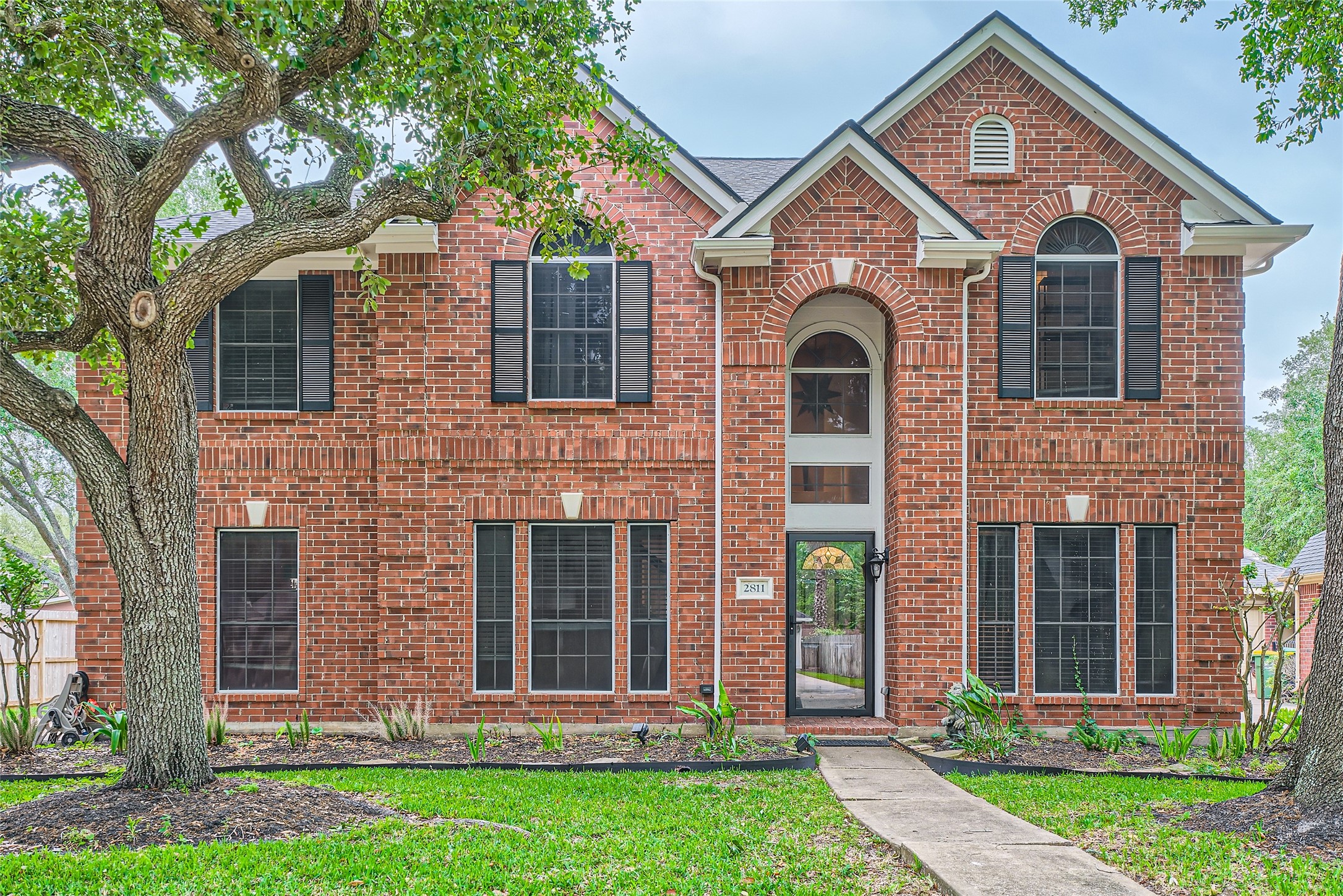 2811 Red Oak Lane Pearland TX 77584