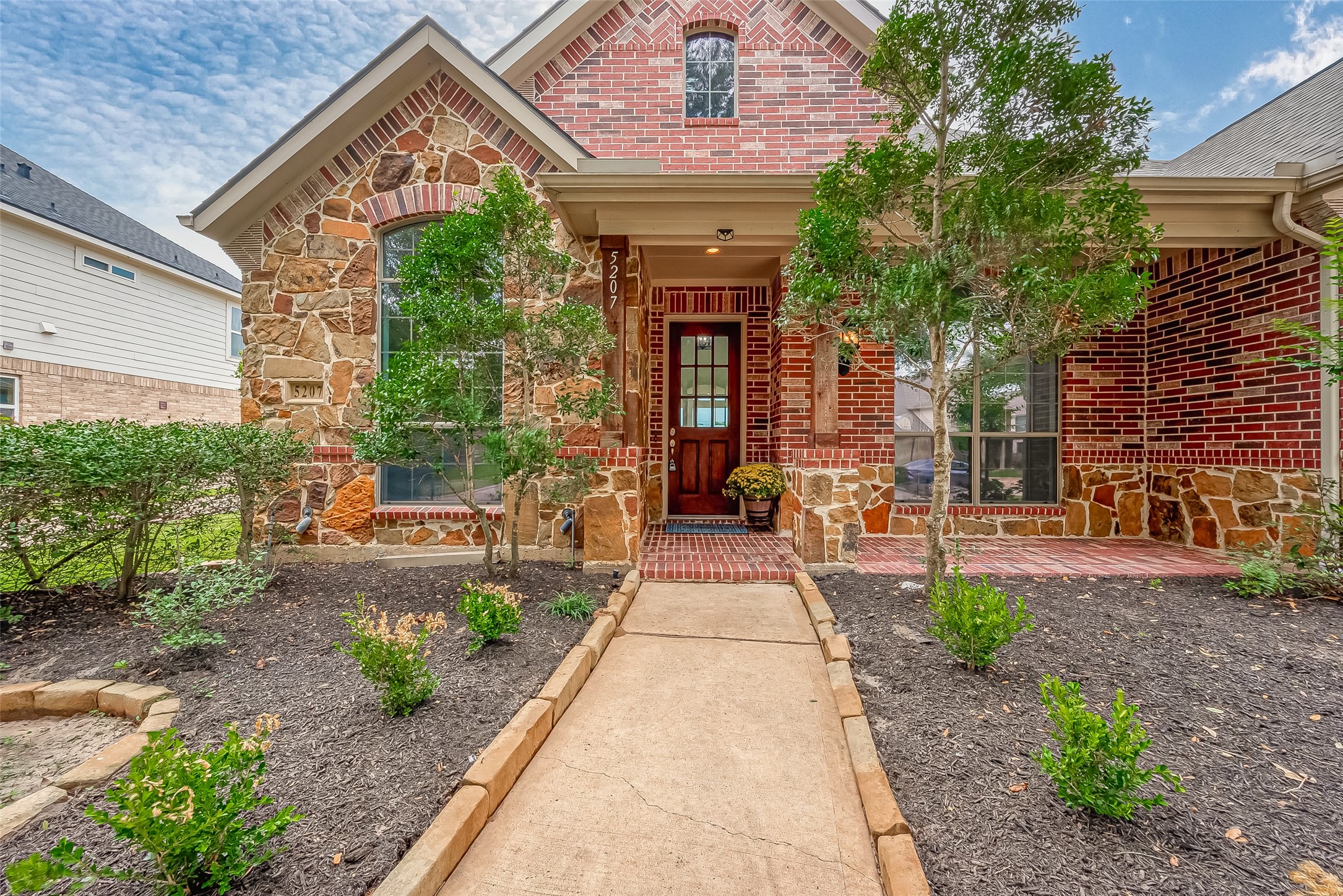 5207 Field Briar Lane Sugar Land TX 77479