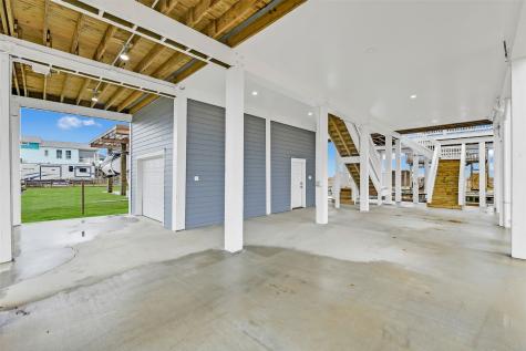555 Pompano Drive Freeport TX 77541
