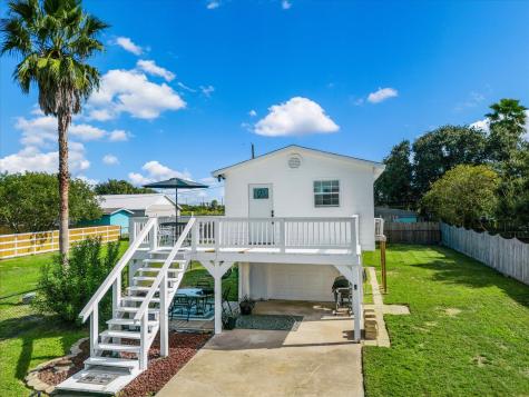 11821 Dale Street Galveston TX 77554