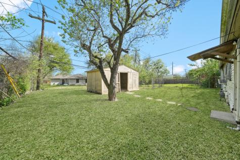 4303 Mowery Road Houston TX 77047
