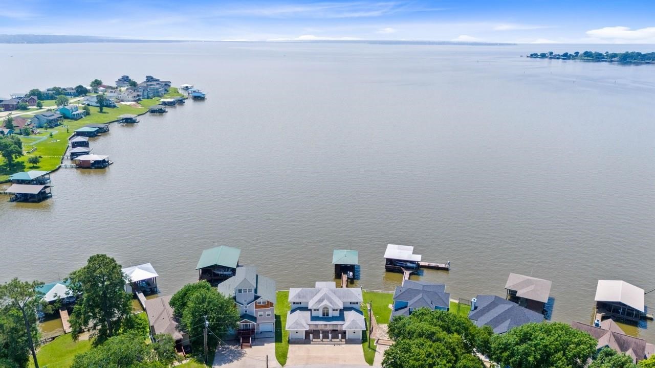 650 Dove Island Livingston TX 77351