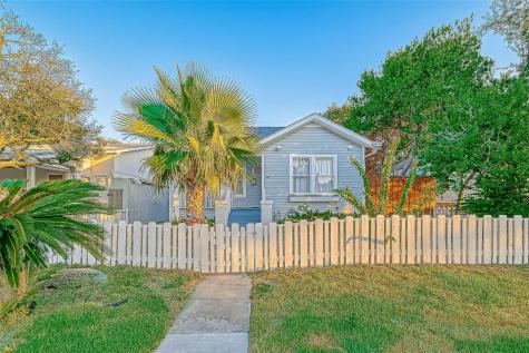 5105 Avenue S Galveston TX 77551