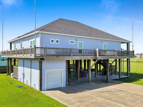 2366 Sand Crab Crystal Beach TX 77650