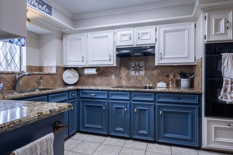 1203 Middlecreek Street Friendswood TX 77546