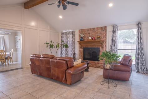 1203 Middlecreek Street Friendswood TX 77546