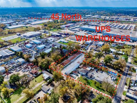 325 W Carby Road Houston TX 77037