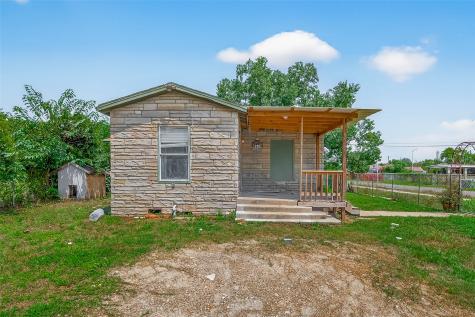 225 Armstrong Street Houston TX 77029