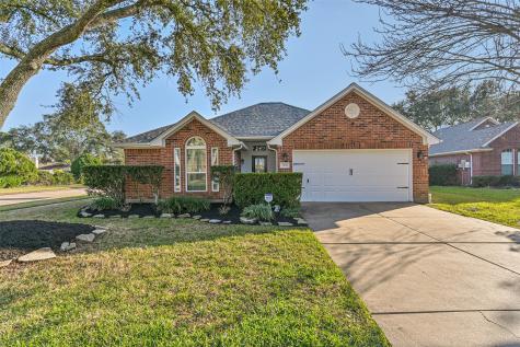 3008 Colony Drive Dickinson TX 77539