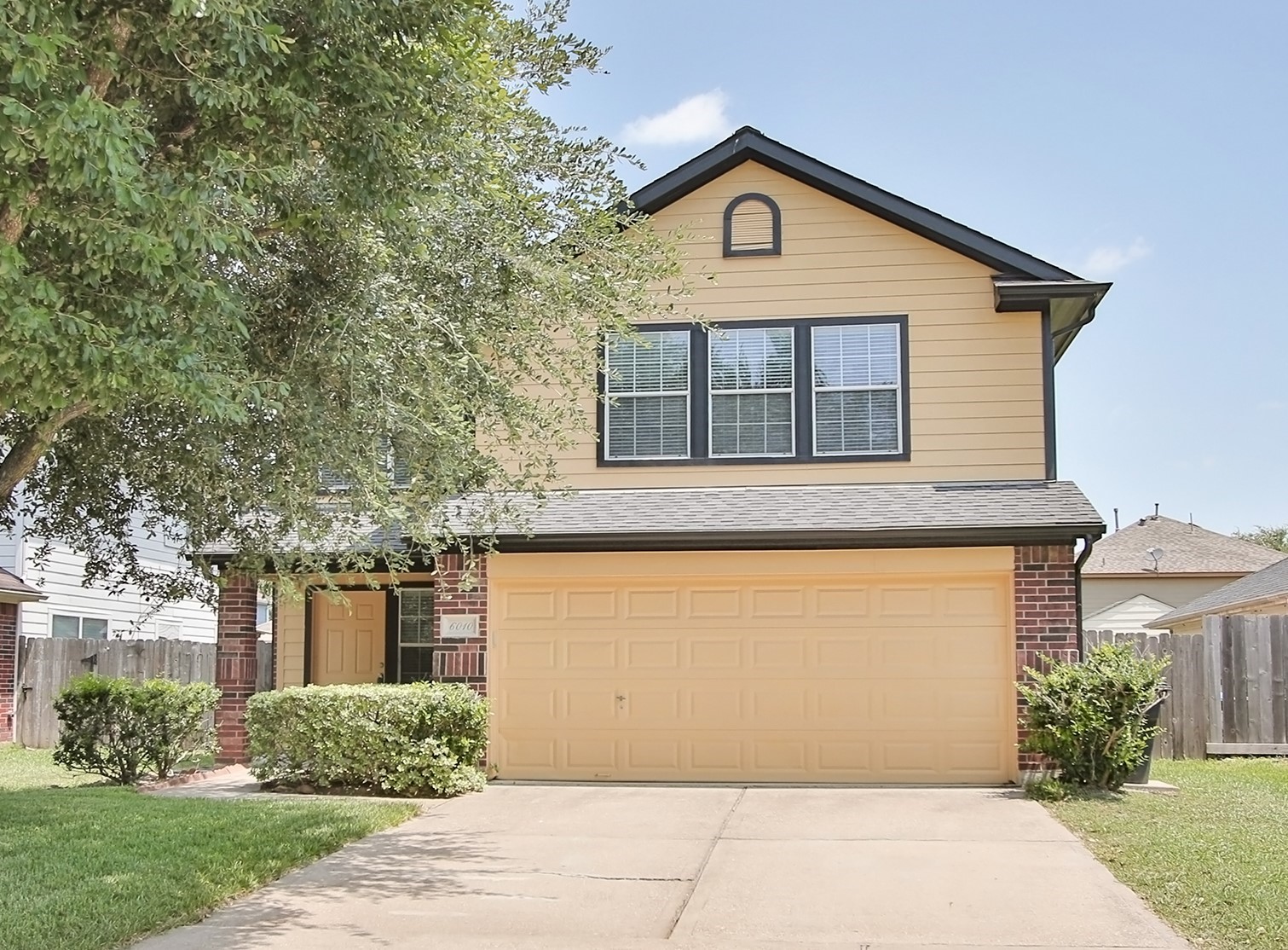6010 Green Heather Lane Houston TX 77085