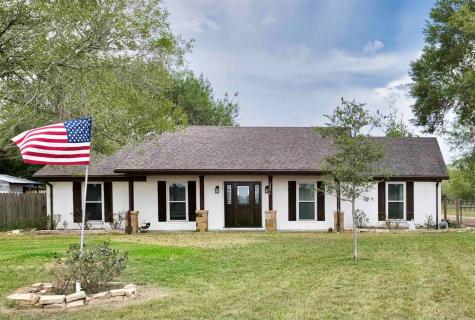 2286 Chew Road Sealy TX 77474