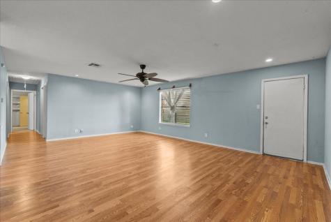 13434 24th Street Santa Fe TX 77510