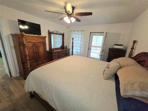 978 County Road 2859 Cleveland TX 77327