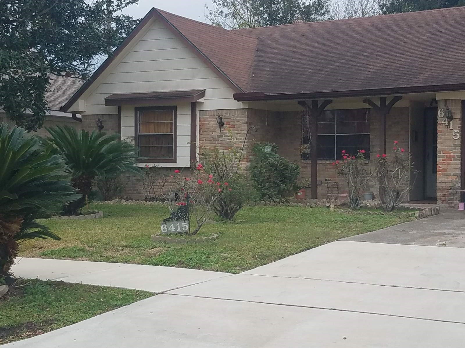 6415 Heatherbloom Drive Houston TX 77085