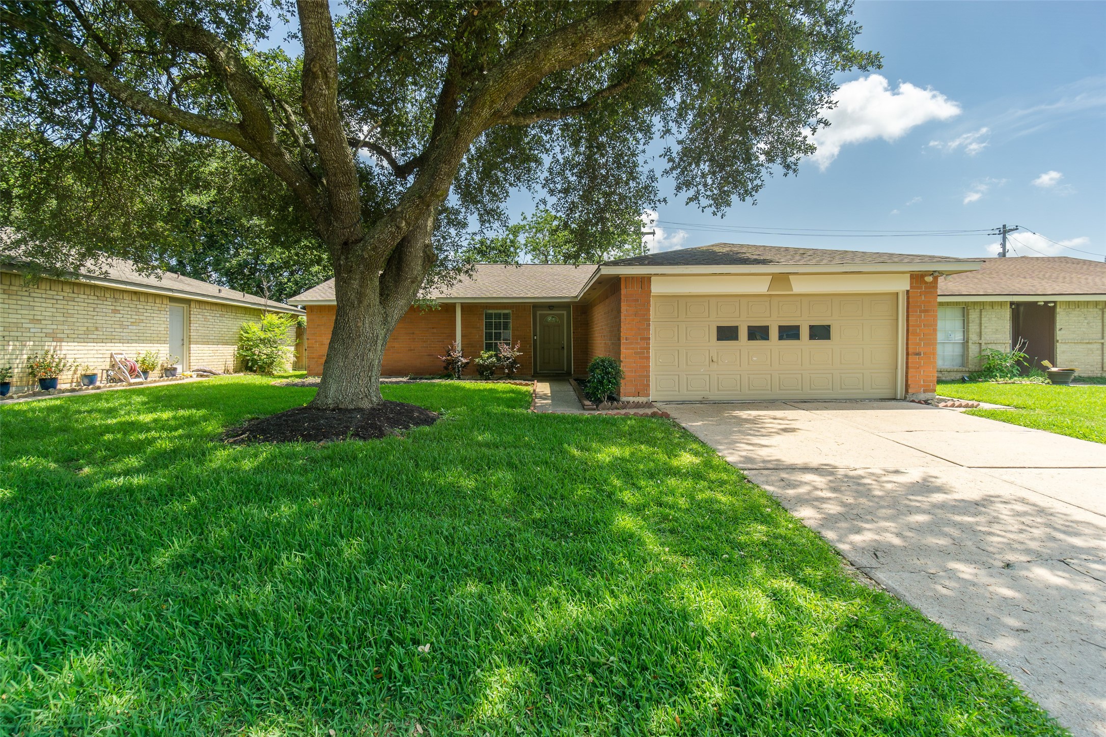 6128 Brookdale Drive League City TX 77573