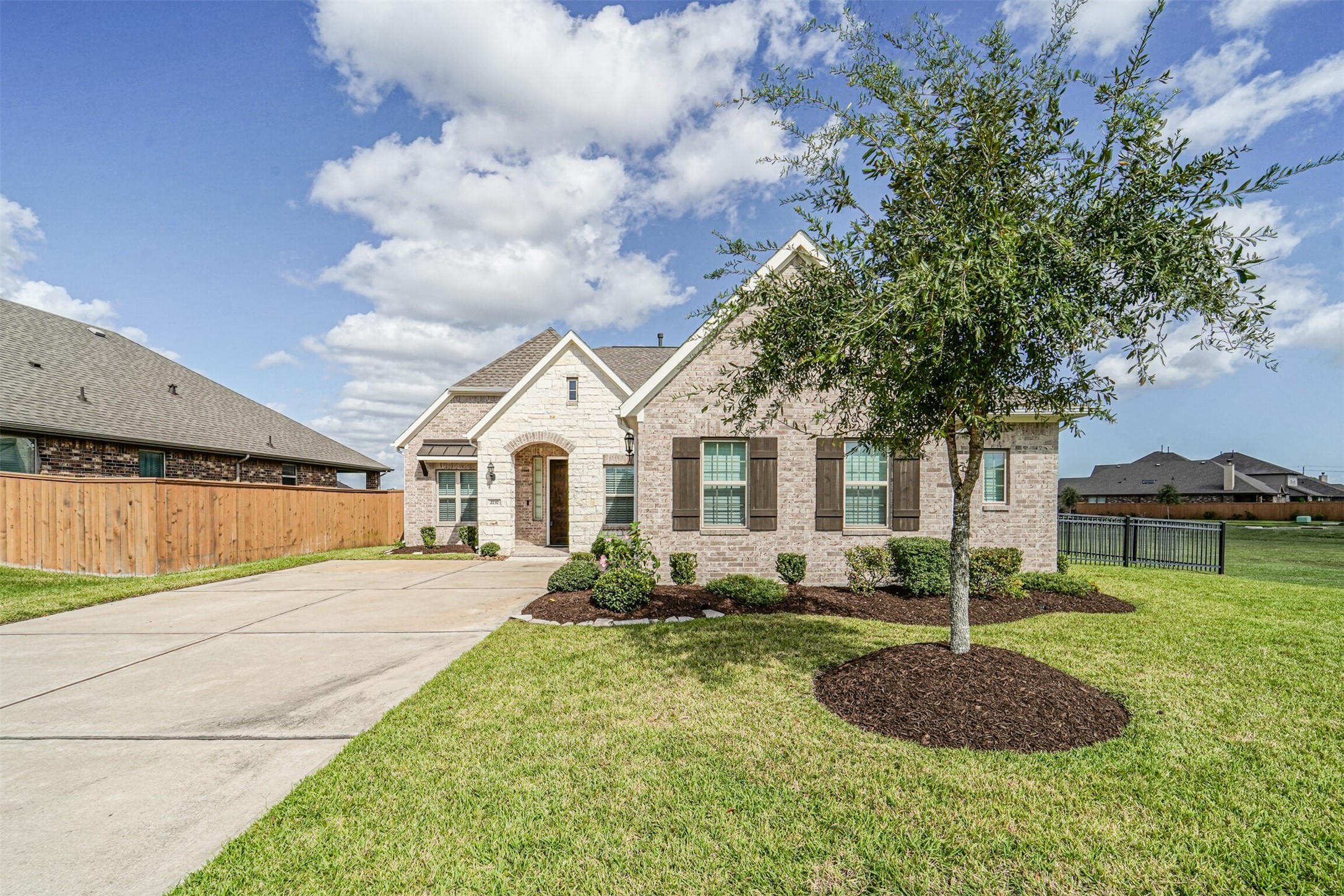 2737 Ahnya Lane League City TX 77573
