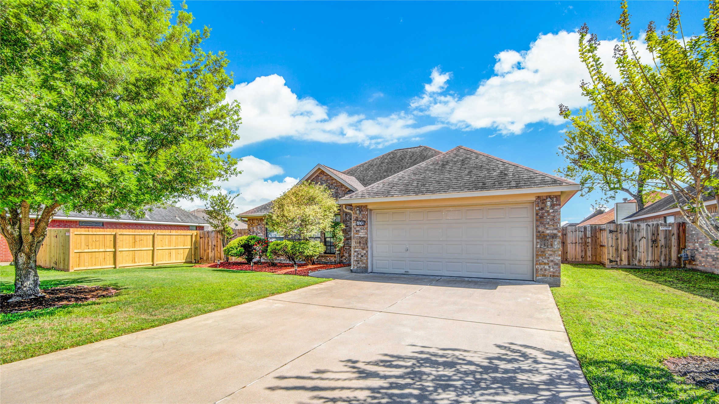 102 Eagle Nest Court Richwood TX 77566