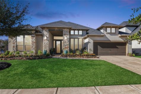 5703 Bell Cliff Court Houston TX 77059