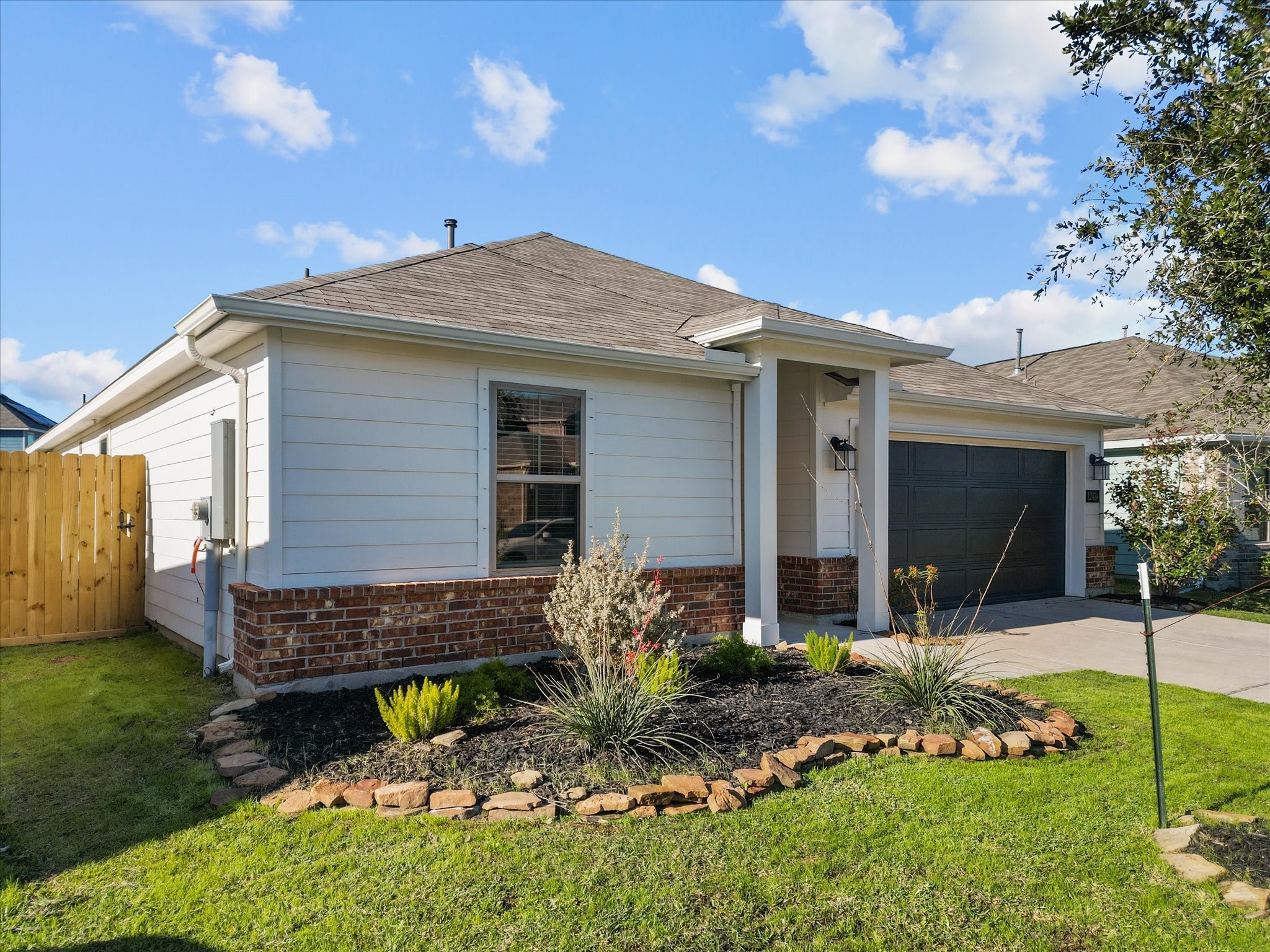 1242 Lancer Leap Drive Alvin TX 77511