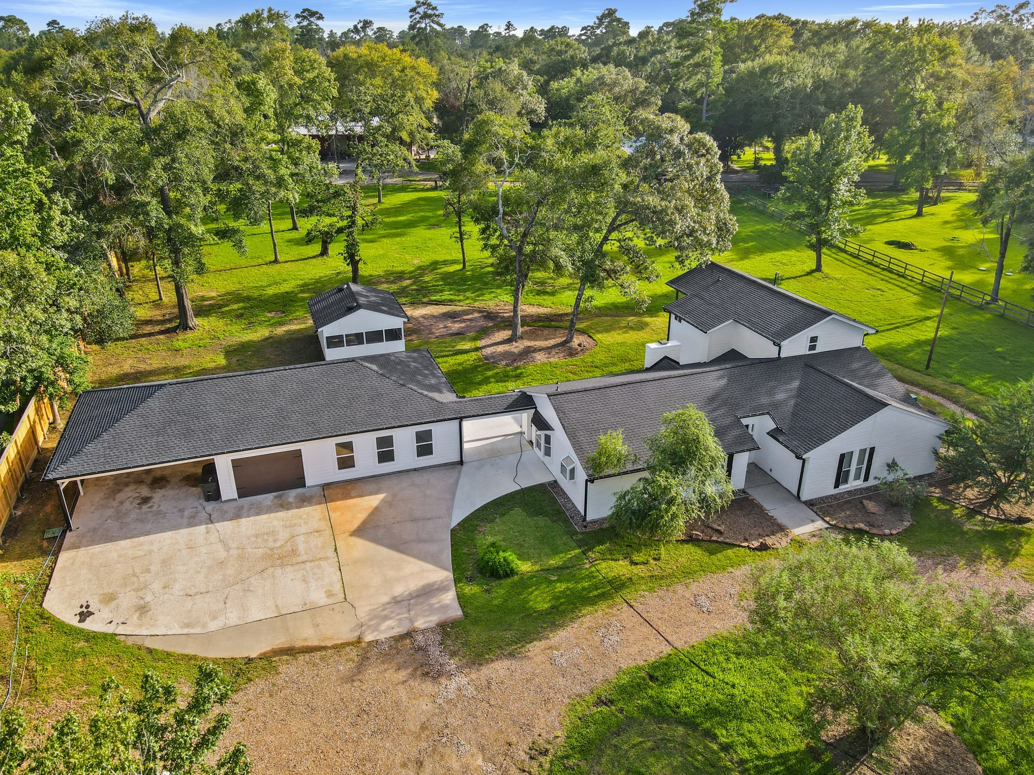 915 Tall Pines Drive Magnolia TX 77354