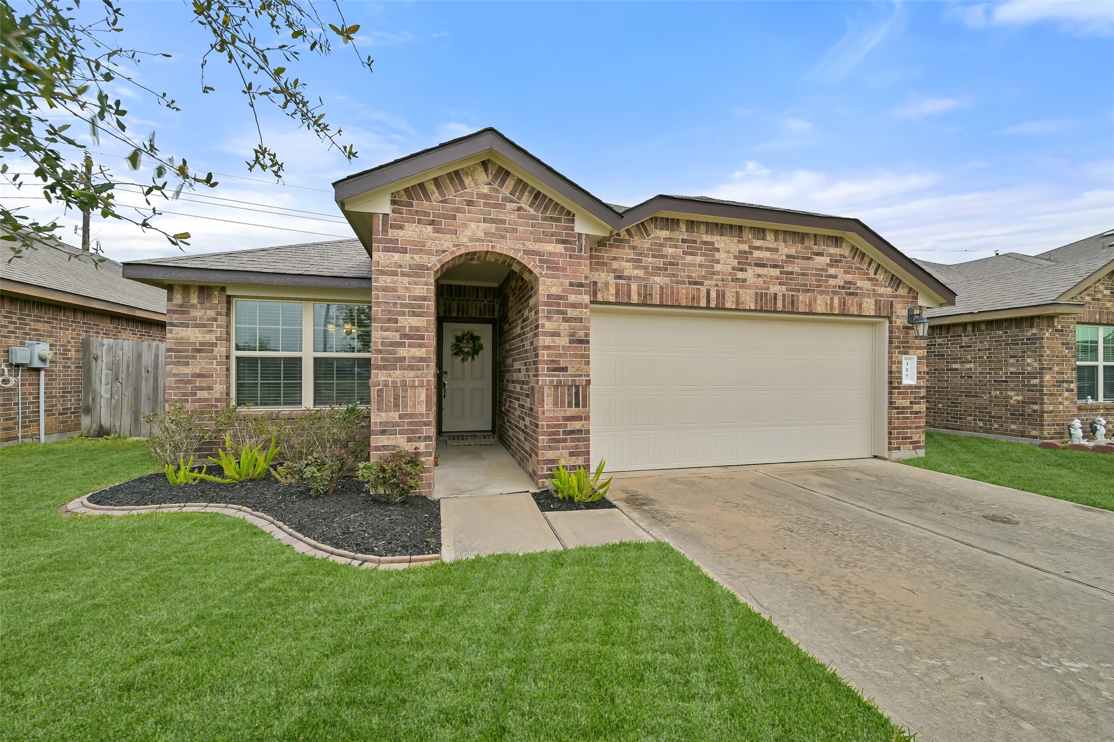 327 Ashley Falls Lane Rosharon TX 77583