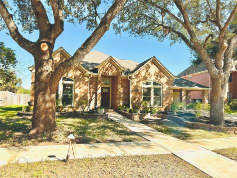 1823 Waterside Drive Missouri City TX 77459