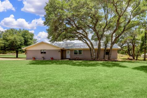 3213 Creamer Creek Road La Grange TX 78945
