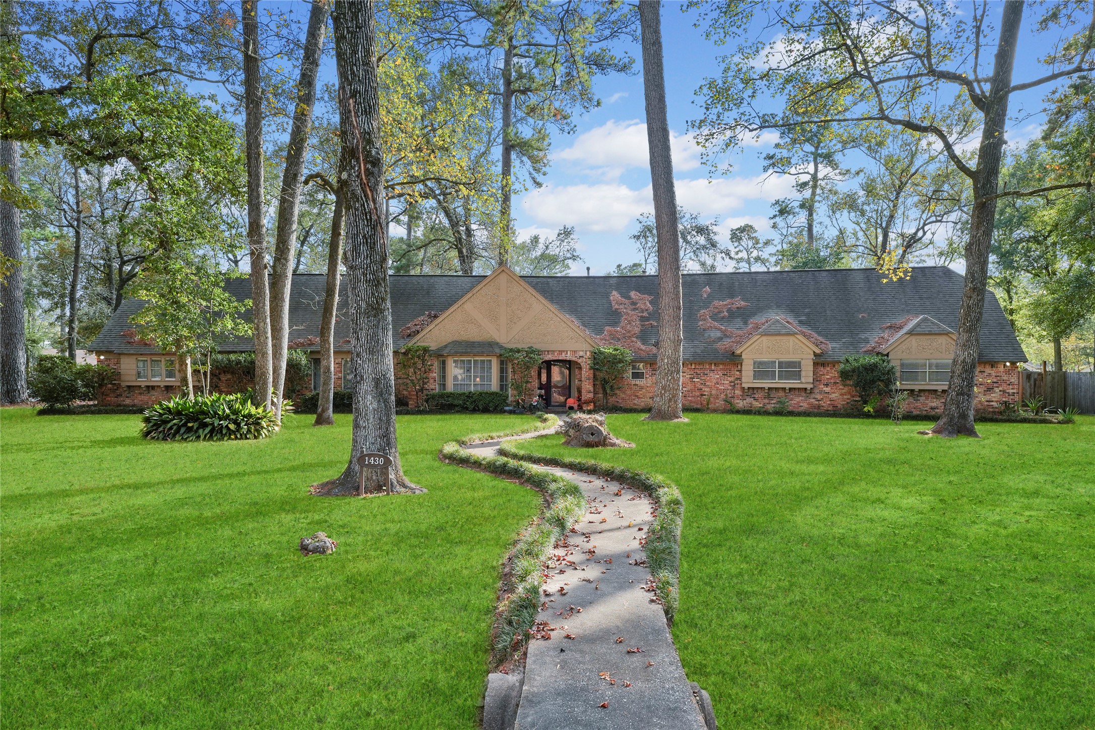 1430 Sweet Gum Lane Kingwood TX 77339