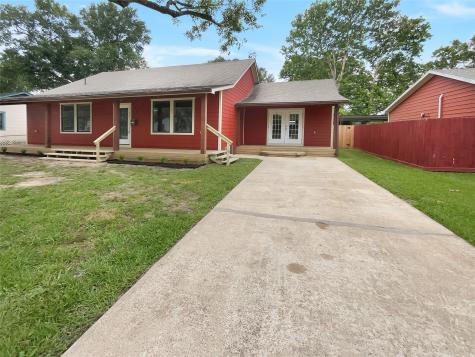 111 Begonia Lane Highlands TX 77562