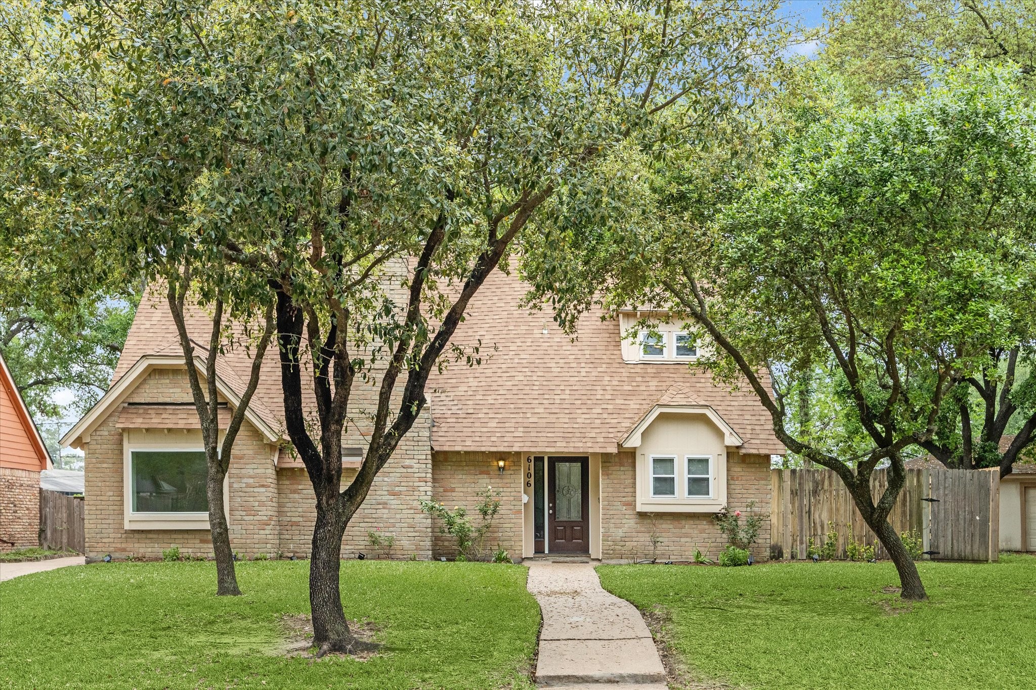 6106 Greenmont Drive Houston TX 77092