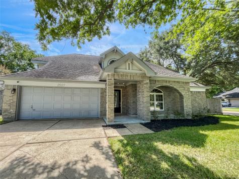 2527 Walnut Grove Court Pearland TX 77584