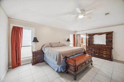 6723 Apple Valley Lane Houston TX 77069